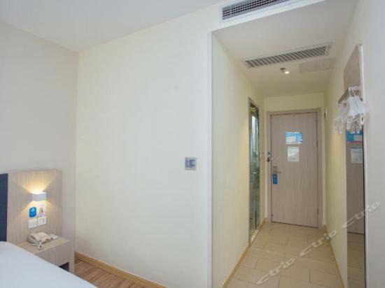 Hanting Hotel Shanghai Bund Middle Jiangxi Road Exterior photo